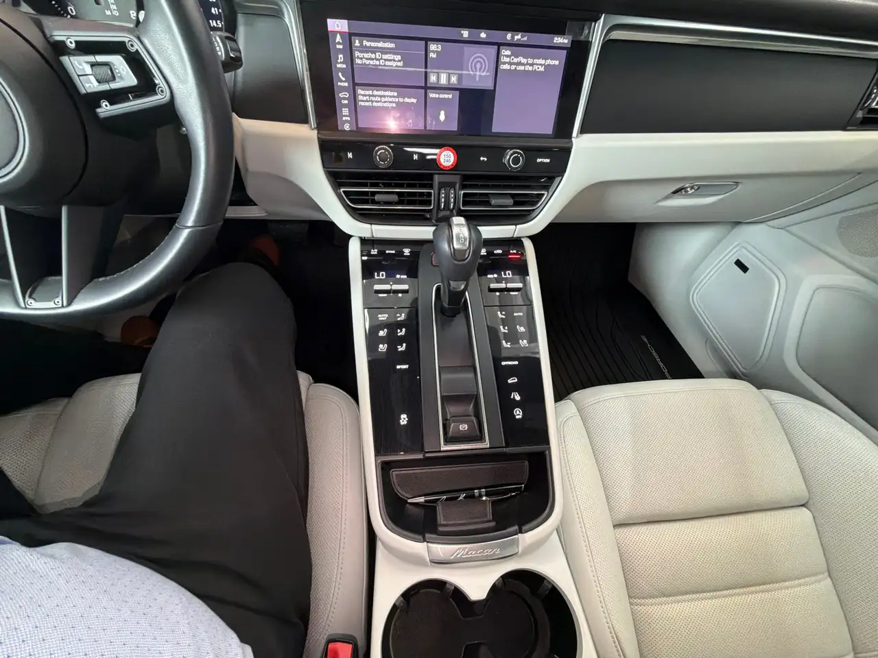 Porsche Macan - Image 19