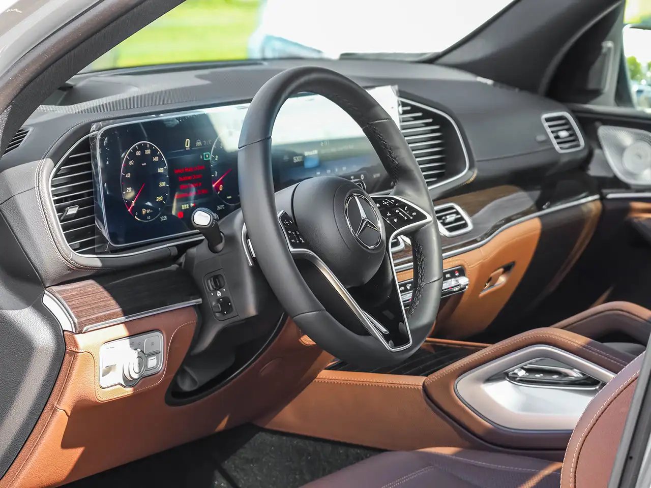 Mercedes-Benz GLE - Image 14