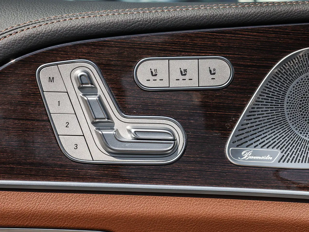 Mercedes-Benz GLE - Image 19