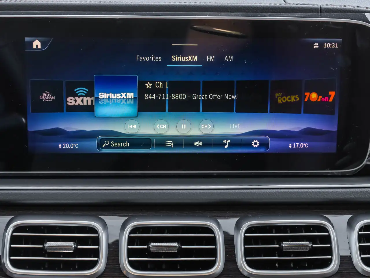 Mercedes-Benz GLE - Image 25