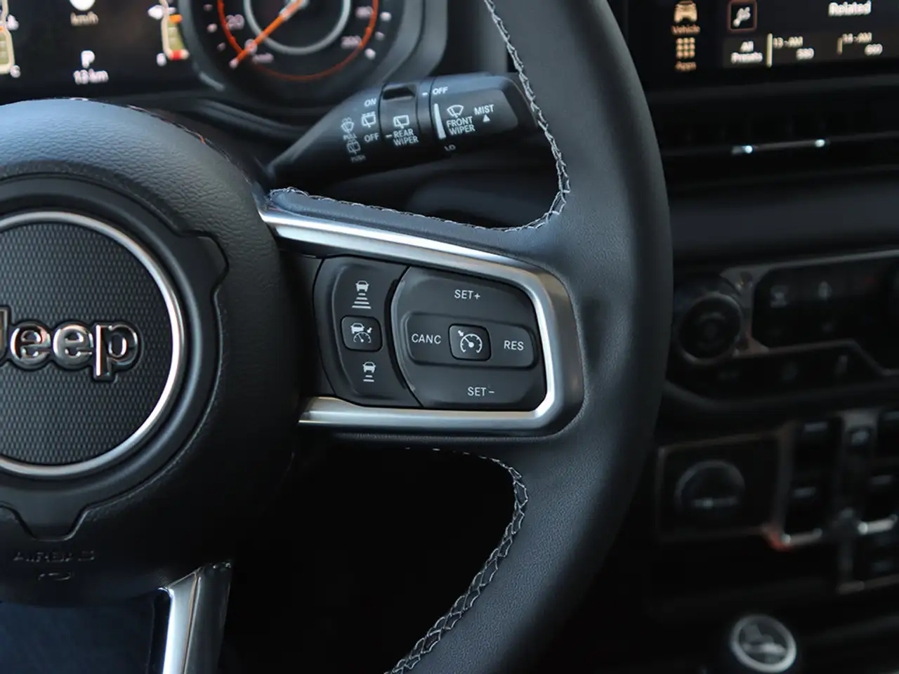 Jeep Wrangler - Image 11