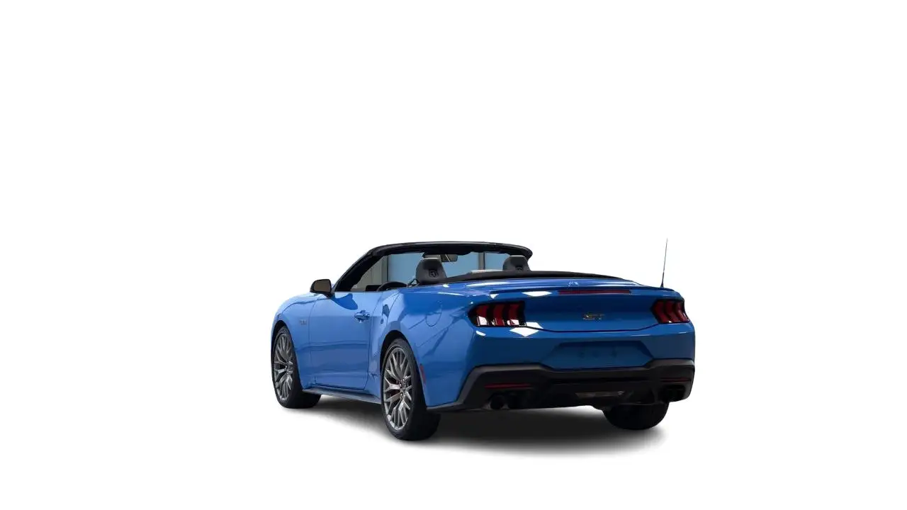 Ford Mustang - Image 12