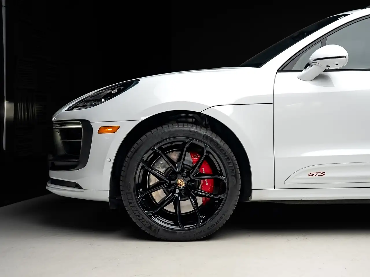 Porsche Macan - Image 34