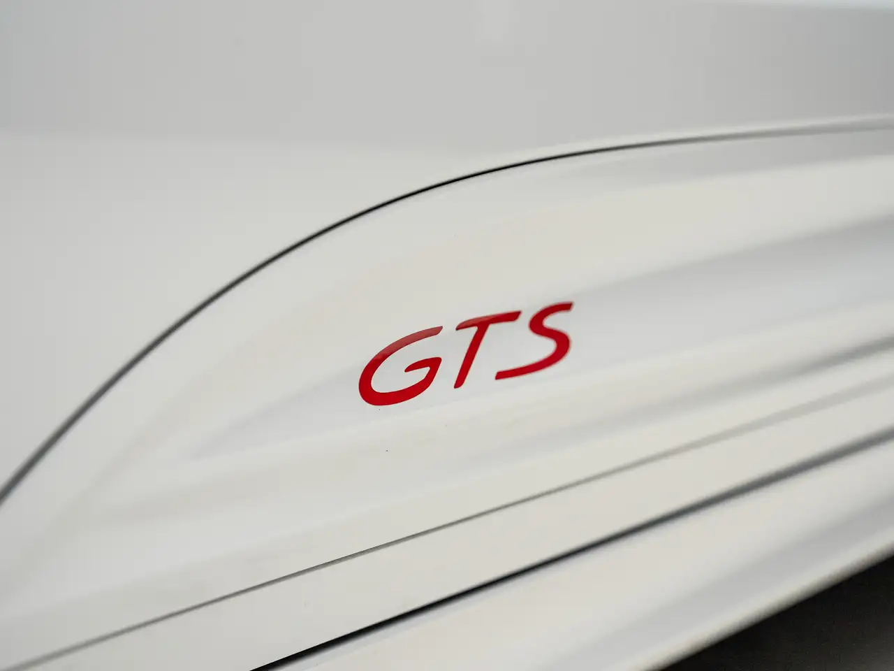 Porsche Macan - Image 40