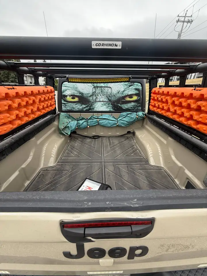 Jeep Gladiator - Image 14