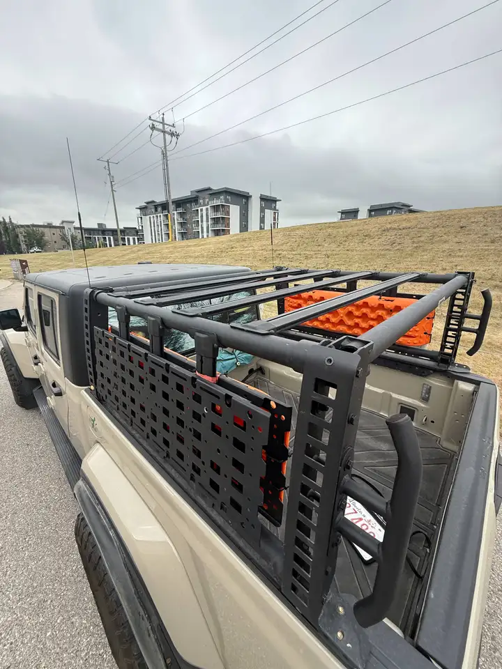 Jeep Gladiator - Image 15