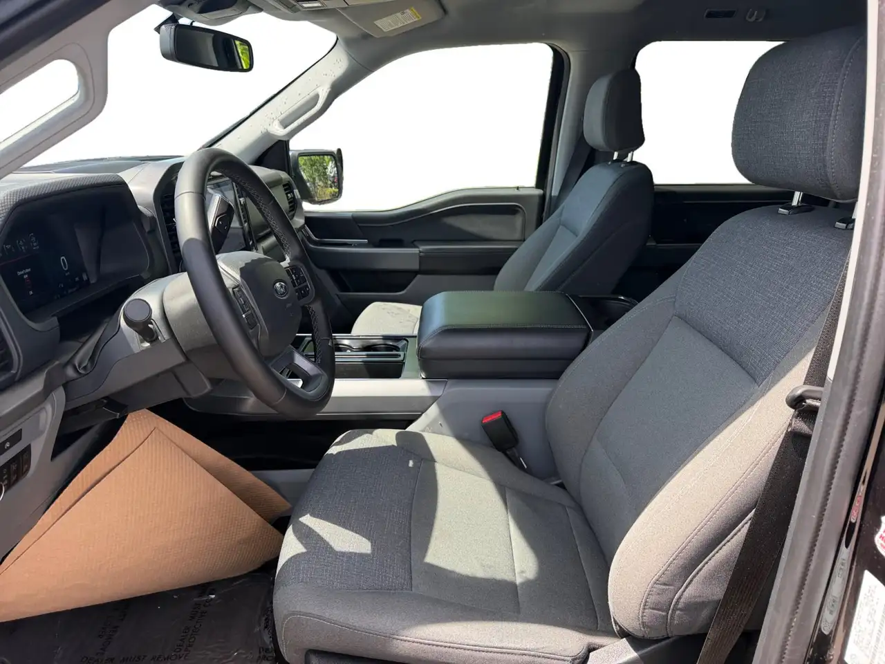 Ford F-150 - Image 8