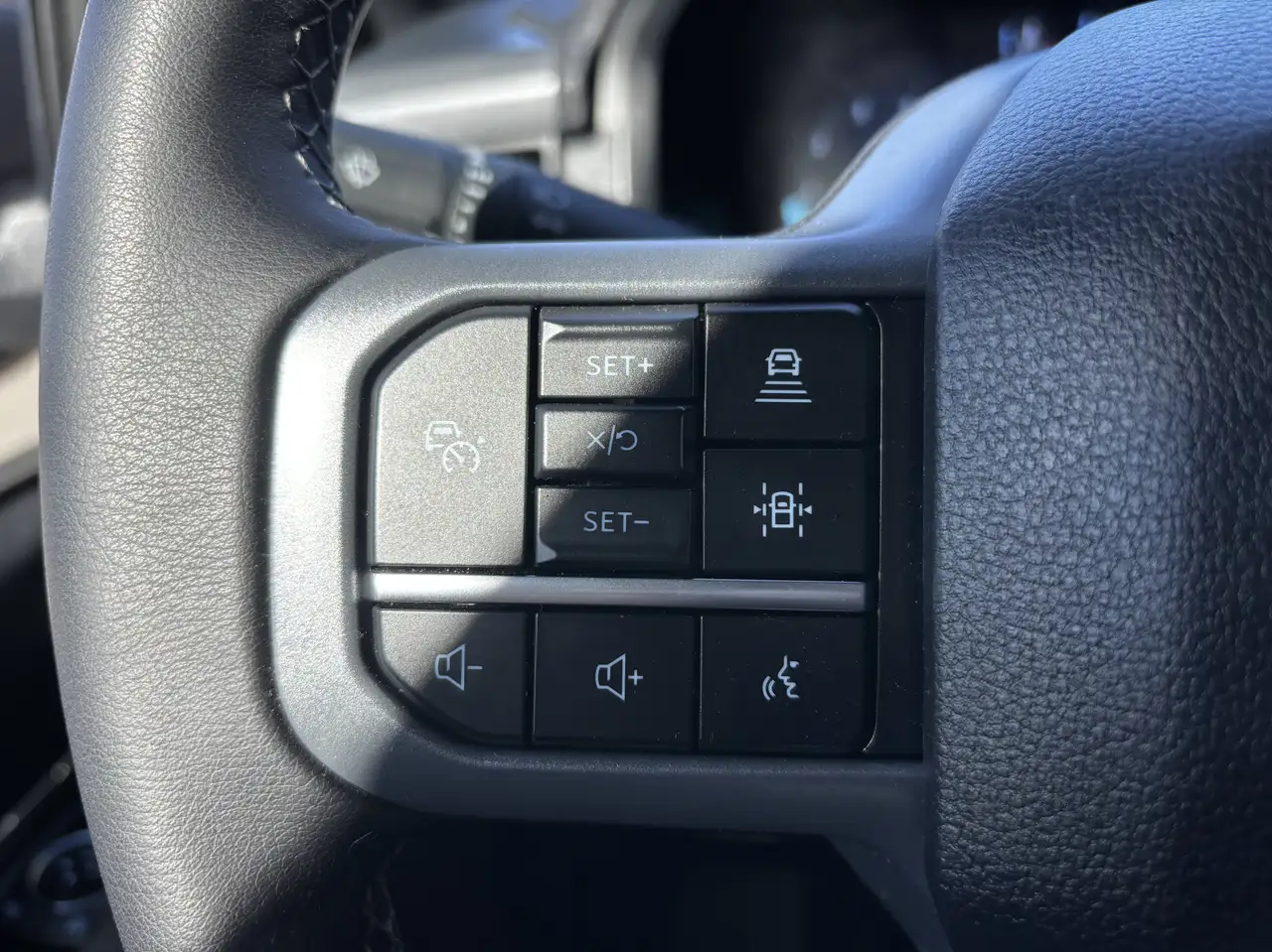 Ford F-150 - Image 20