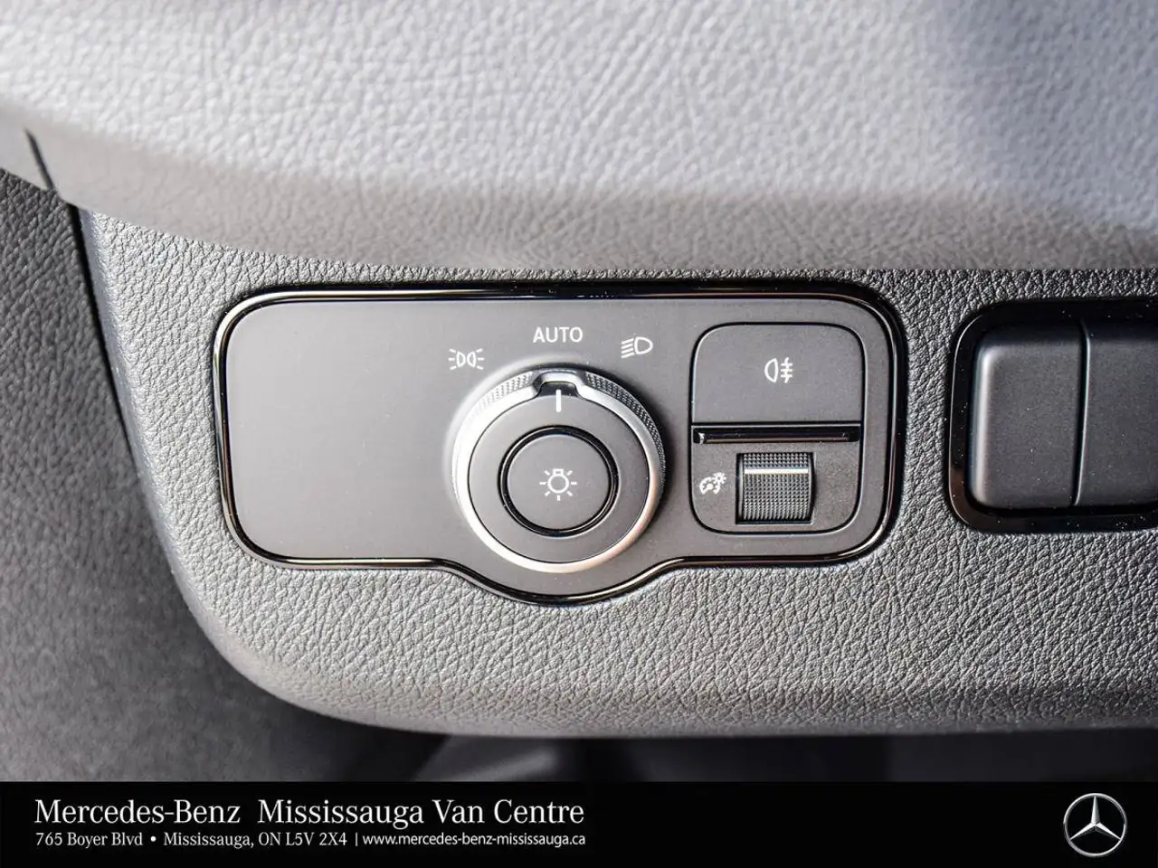 Mercedes-Benz Sprinter - Image 13