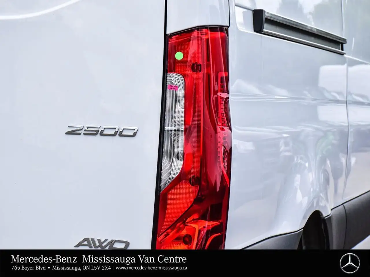 Mercedes-Benz Sprinter - Image 9