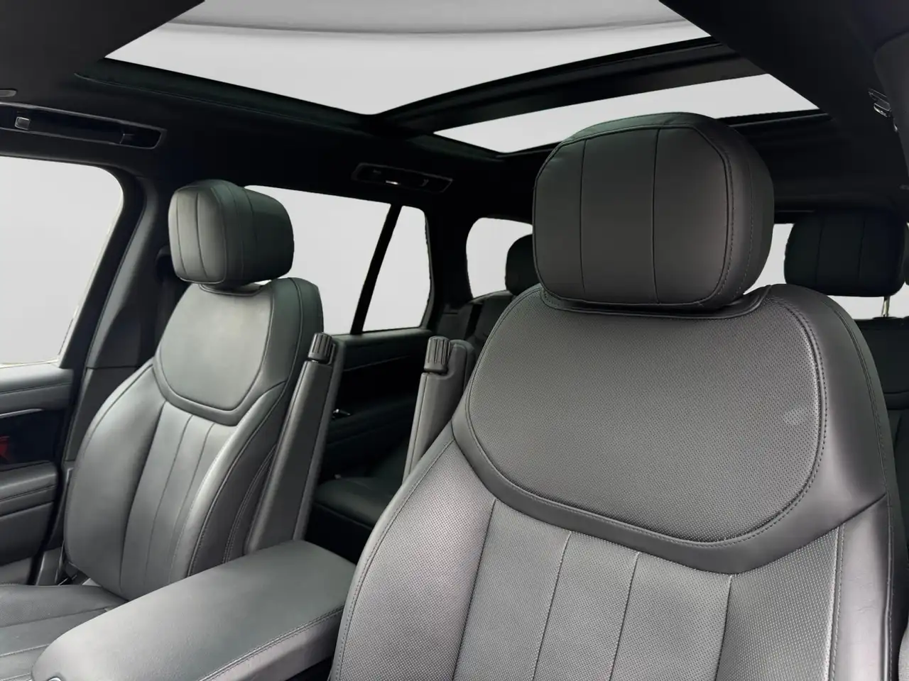 Land Rover Range Rover - Image 10