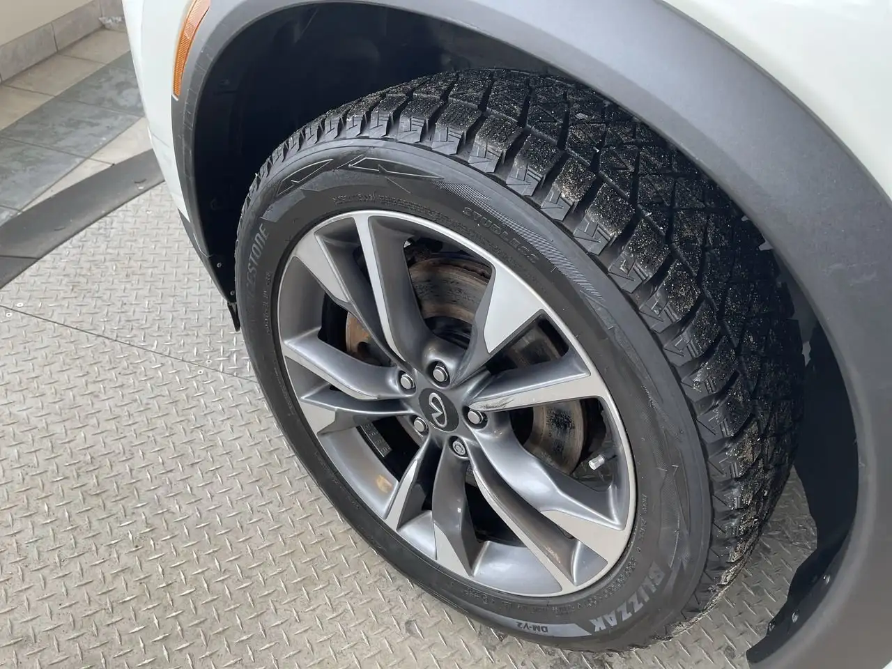 Infiniti QX60 - Image 18