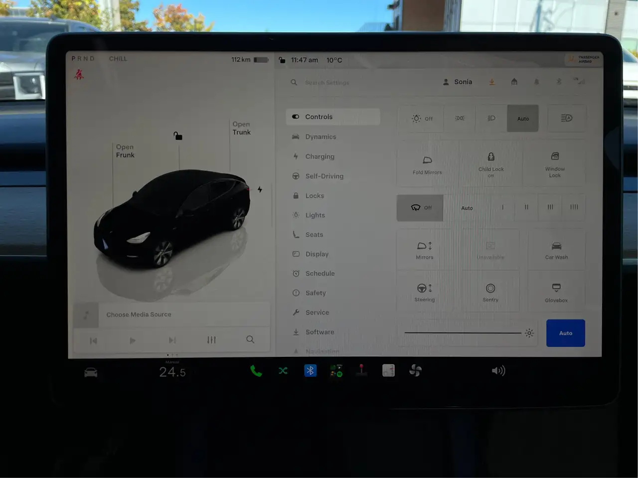 Tesla Model Y - Image 29