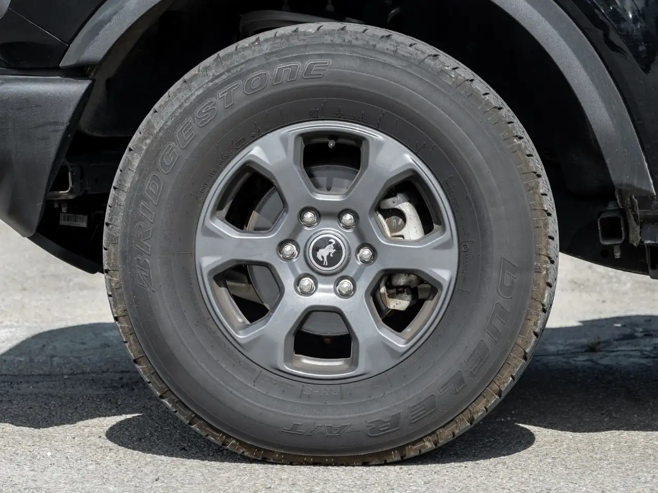 Ford Bronco - Image 6