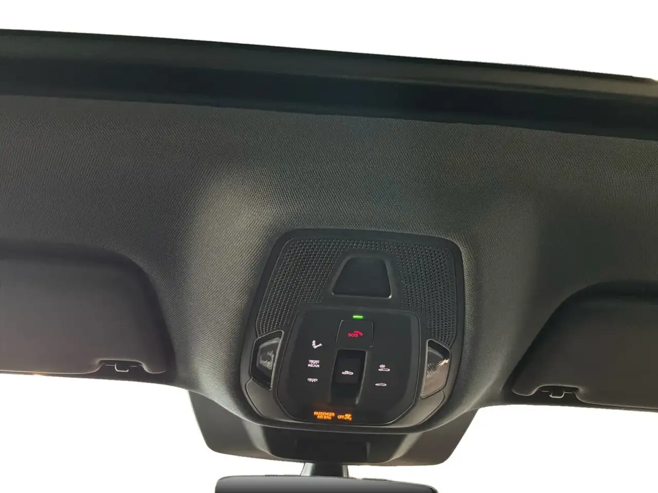 Audi SQ5 - Image 24
