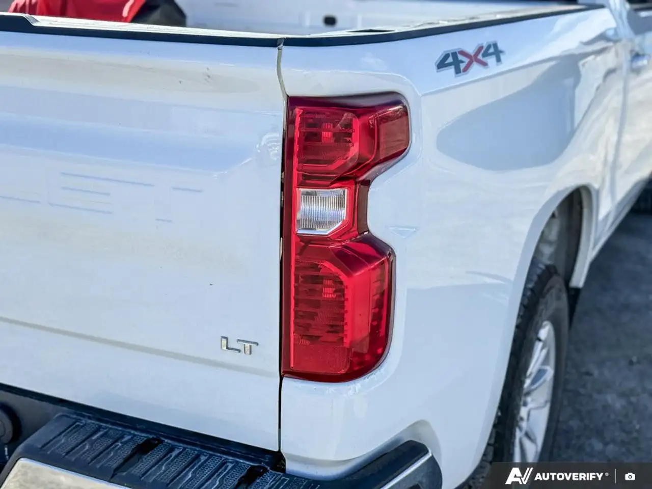 Chevrolet Silverado 1500 - Image 7