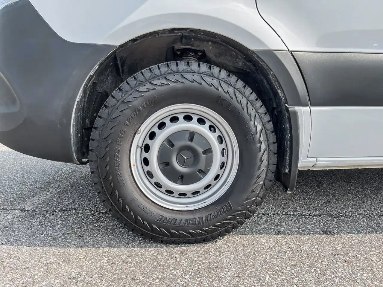Mercedes-Benz Sprinter - Image 10