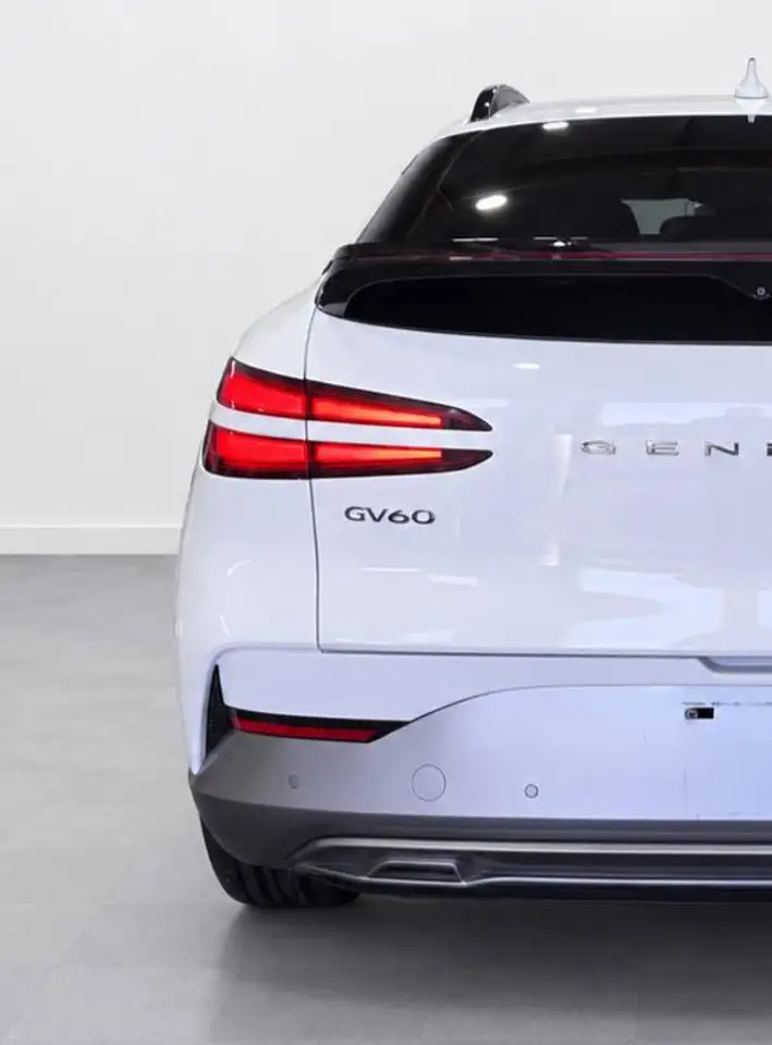 Genesis GV60 - Image 7