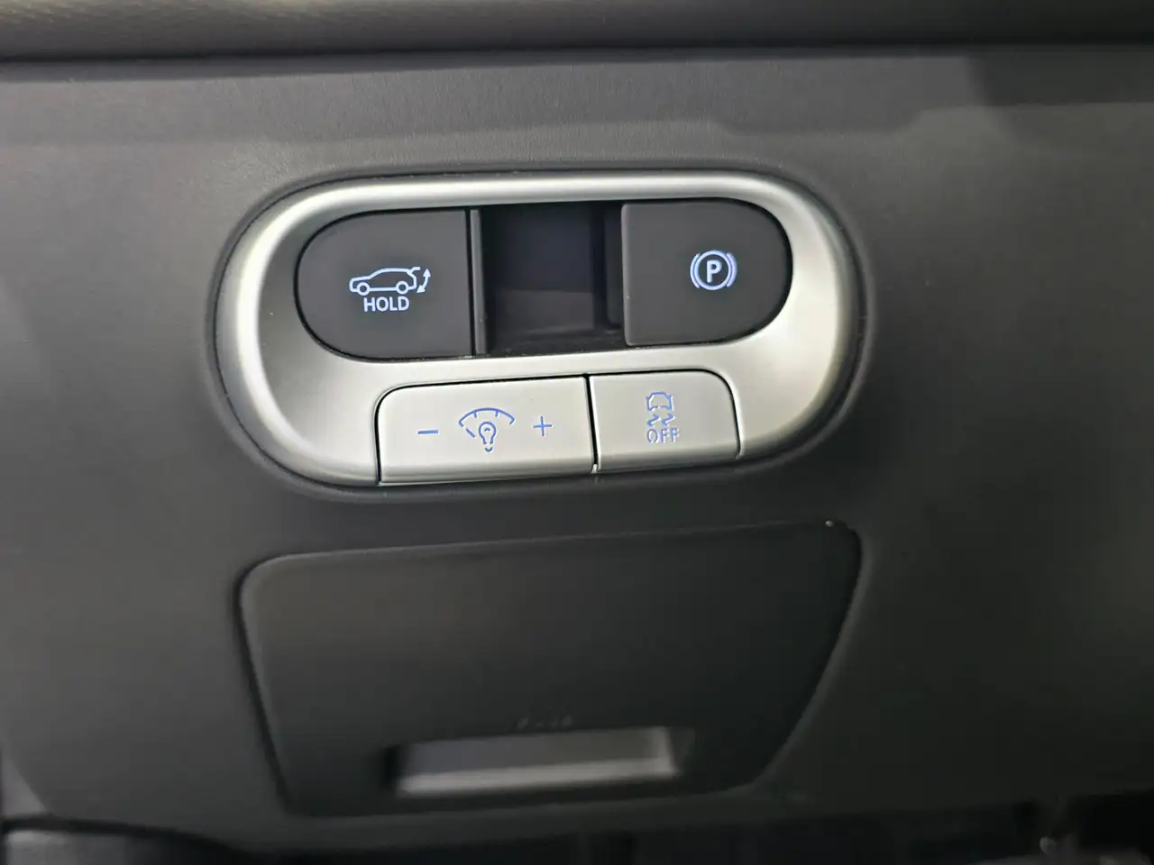 Genesis GV60 - Image 18