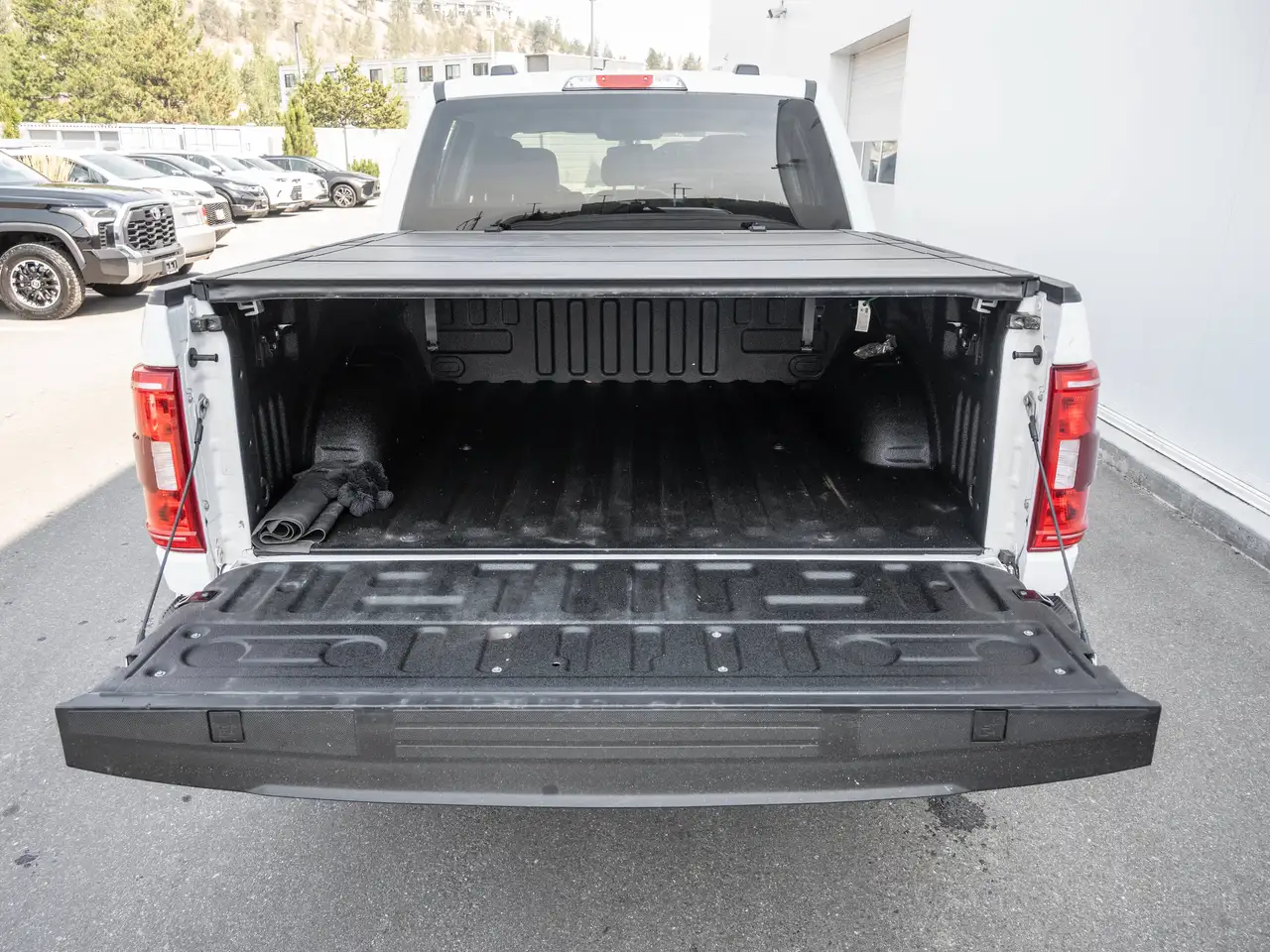Ford F-150 - Image 26