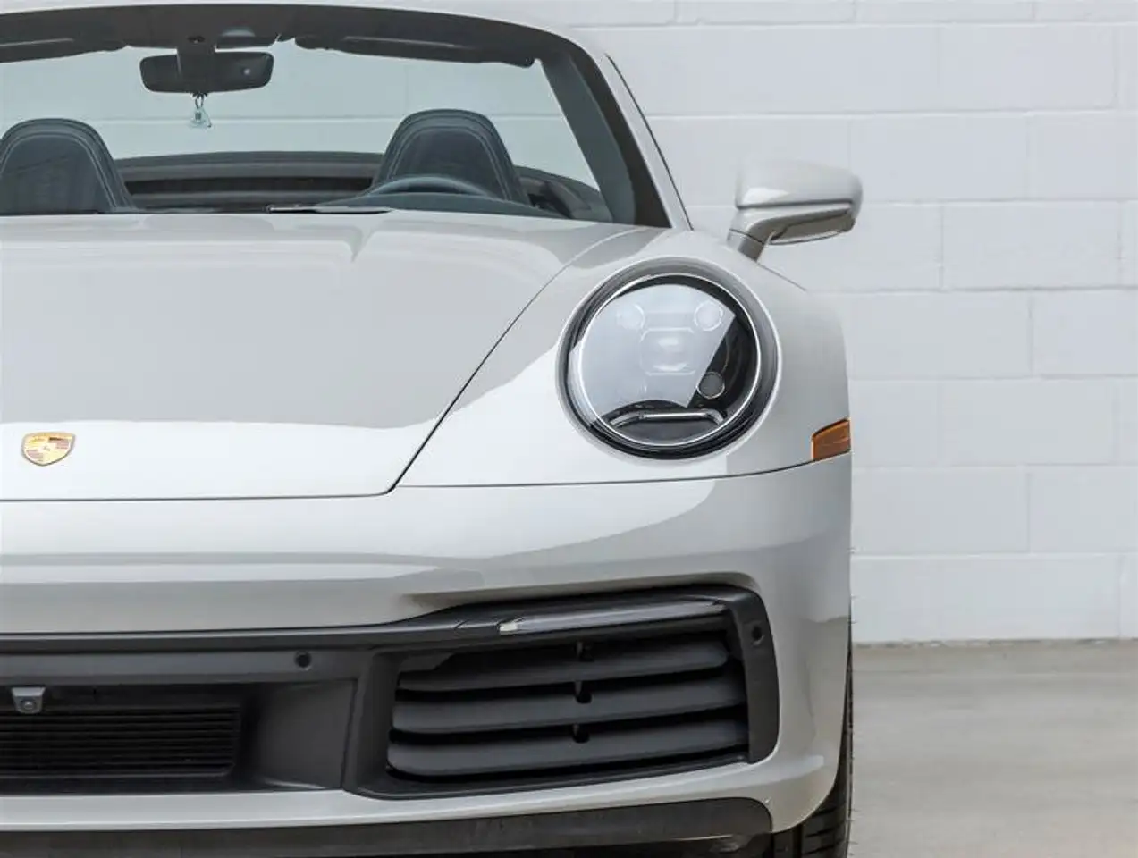 Porsche 911 - Image 6