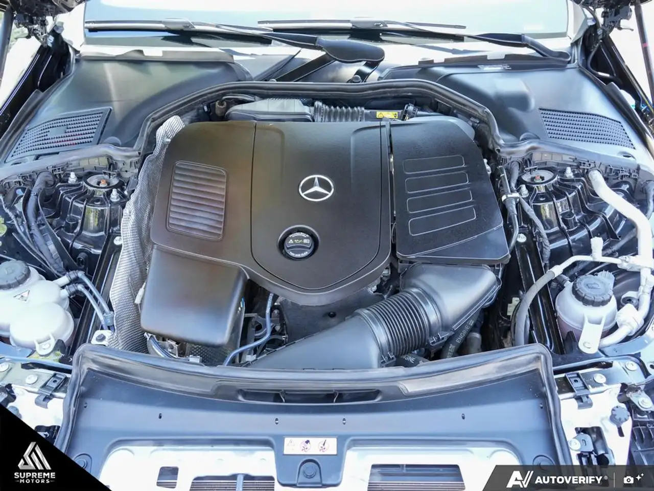 Mercedes-Benz C-Class - Image 8