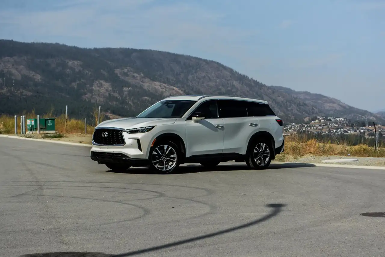 Infiniti QX60 - Image 3