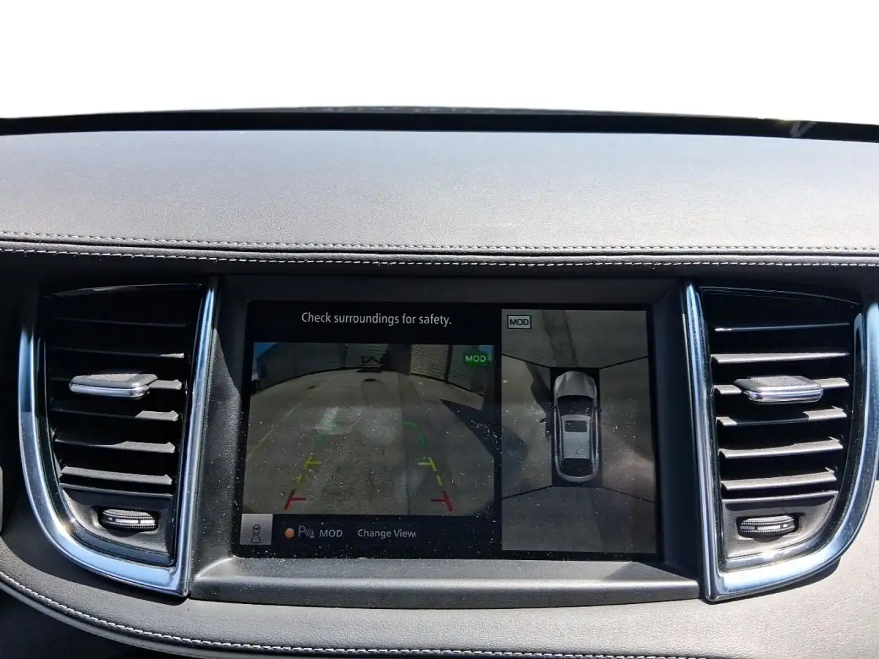 Infiniti QX55 - Image 18