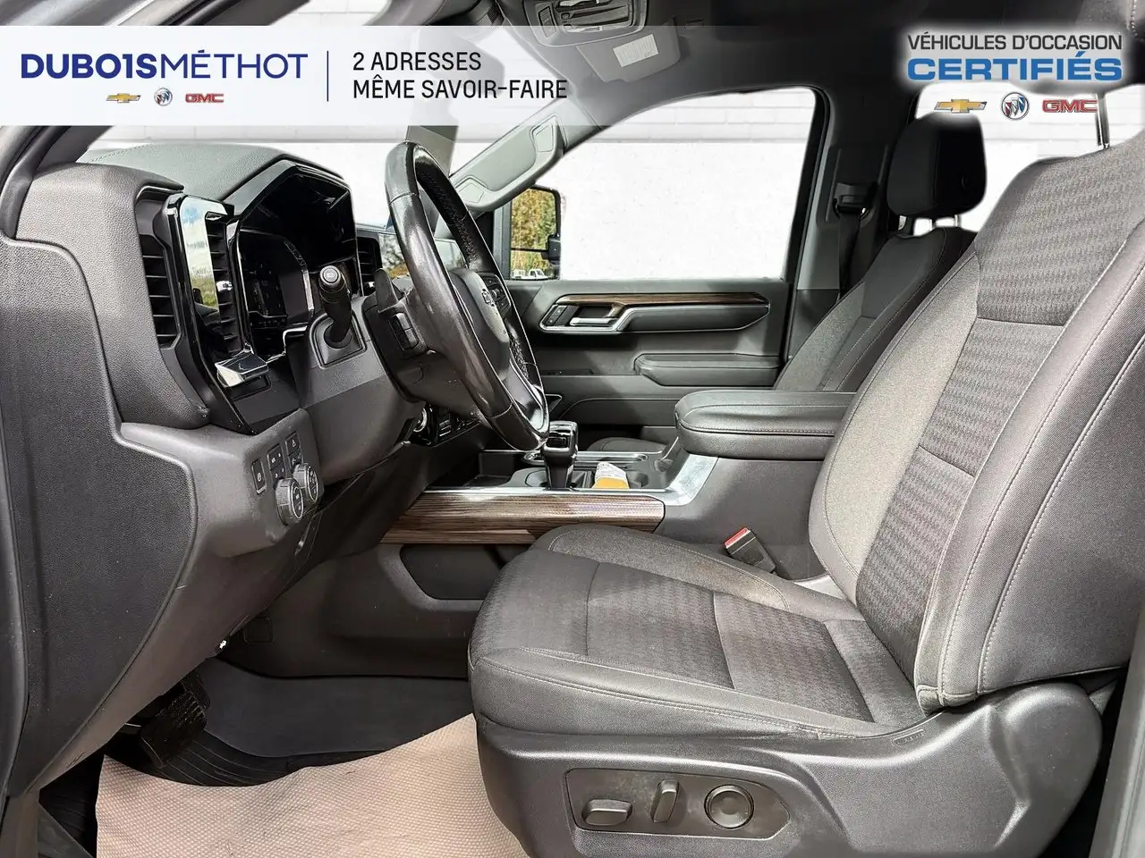 Chevrolet Silverado 1500 - Image 19