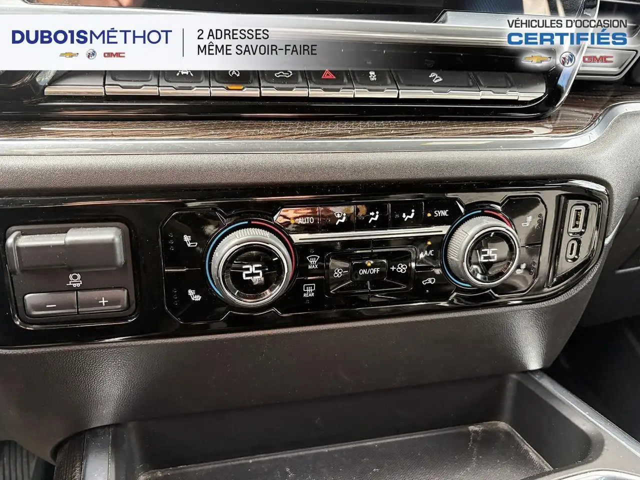 Chevrolet Silverado 1500 - Image 30