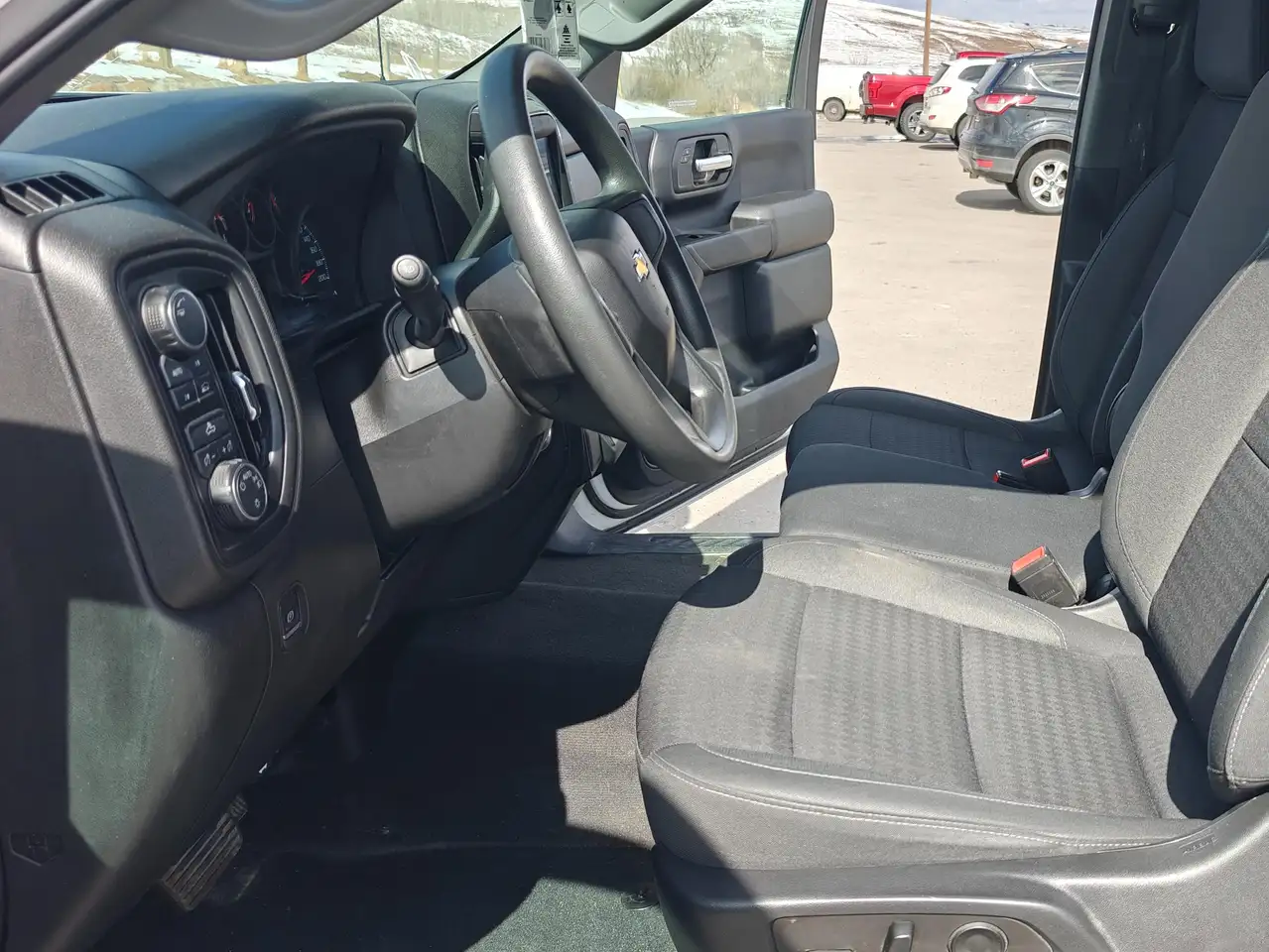 Chevrolet Silverado 1500 - Image 21