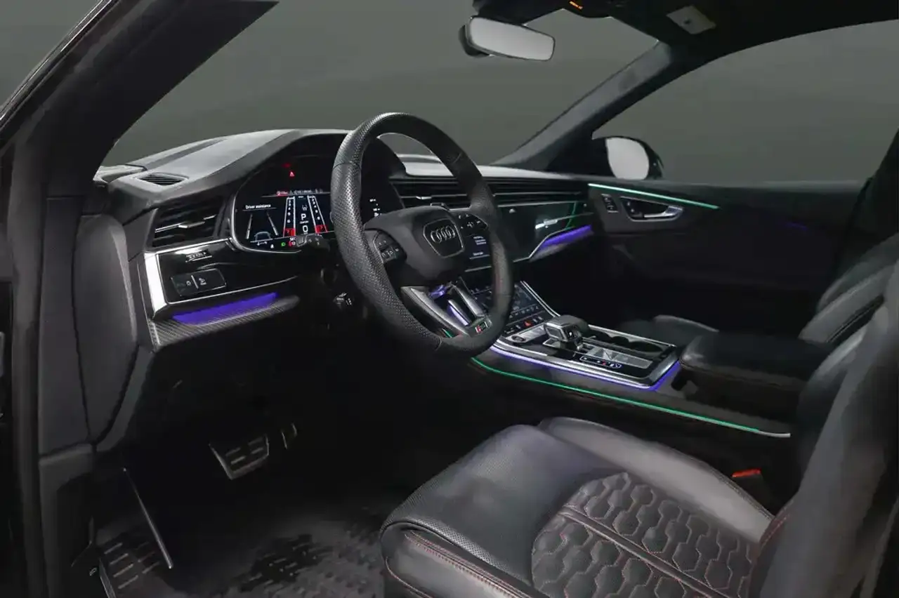 Audi RS Q8 - Image 19