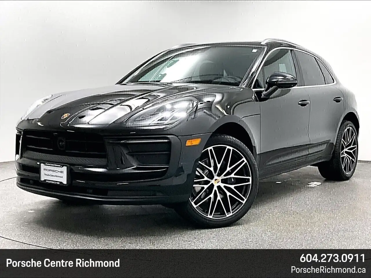 Porsche Macan - Image 1