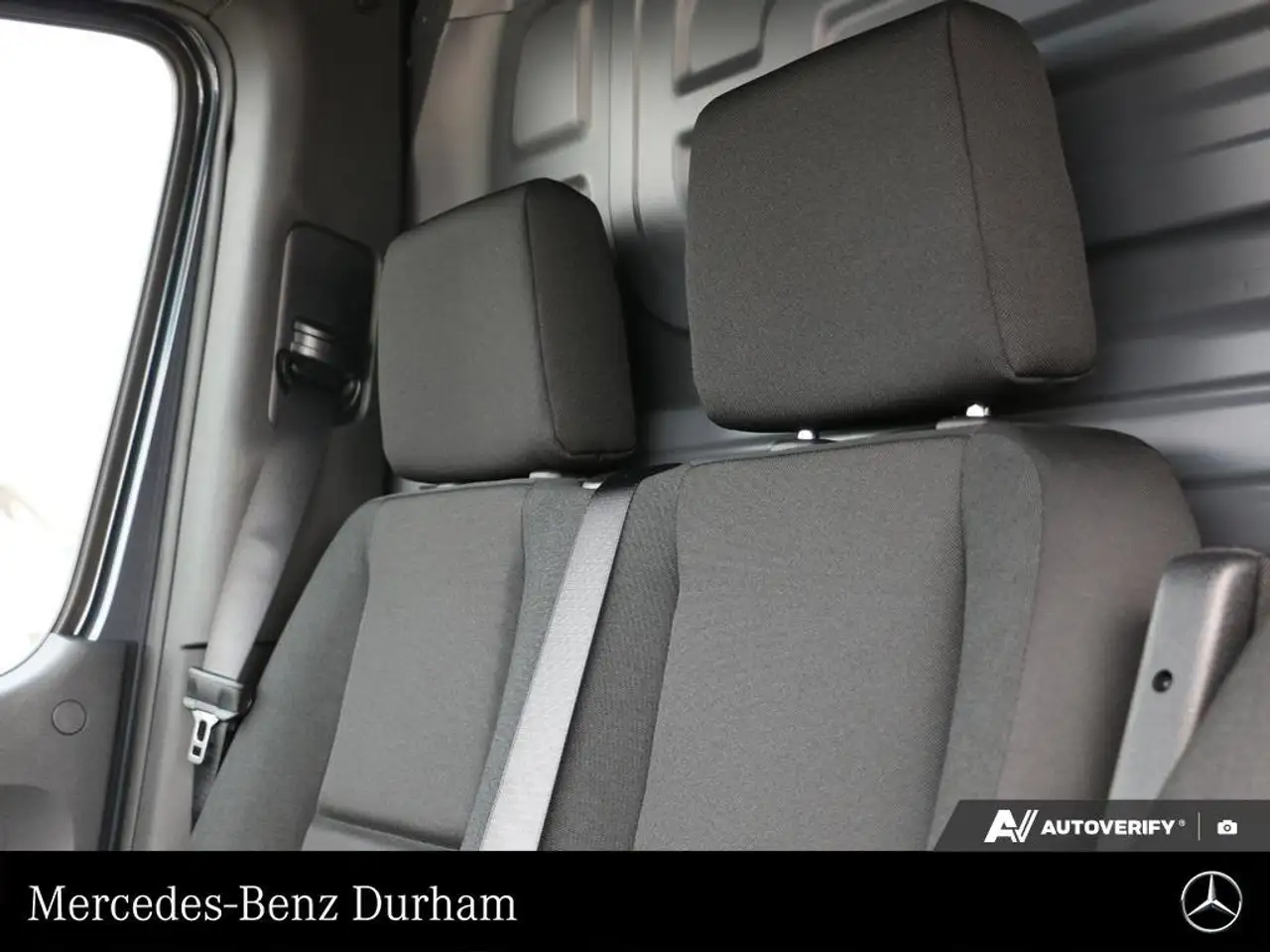 Mercedes-Benz Sprinter - Image 23