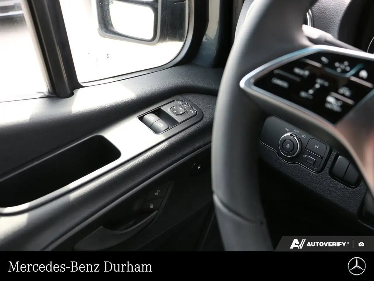 Mercedes-Benz Sprinter - Image 17