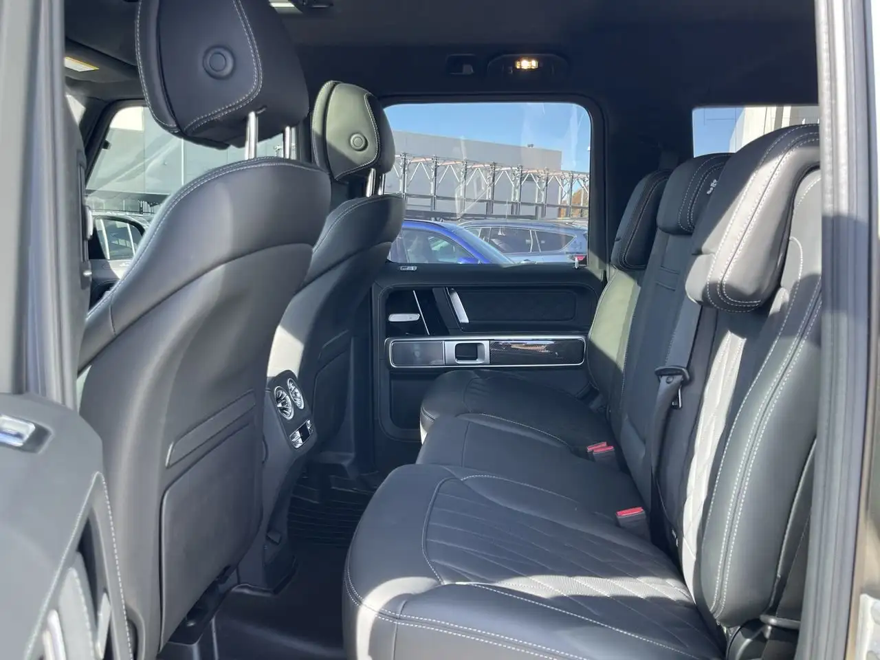 Mercedes-Benz G-Class - Image 31