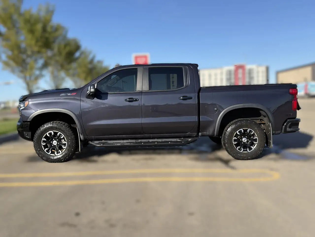 Chevrolet Silverado 1500 - Image 3
