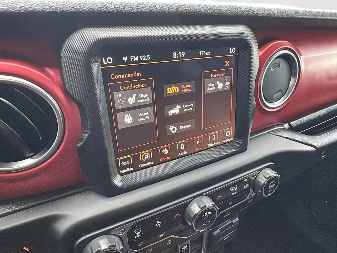Jeep Wrangler - Image 23