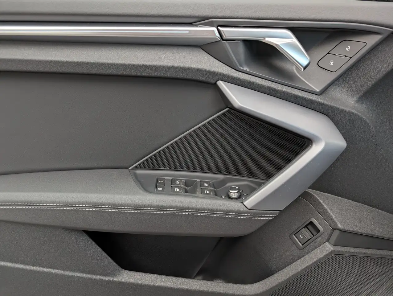 Audi A3 - Image 8
