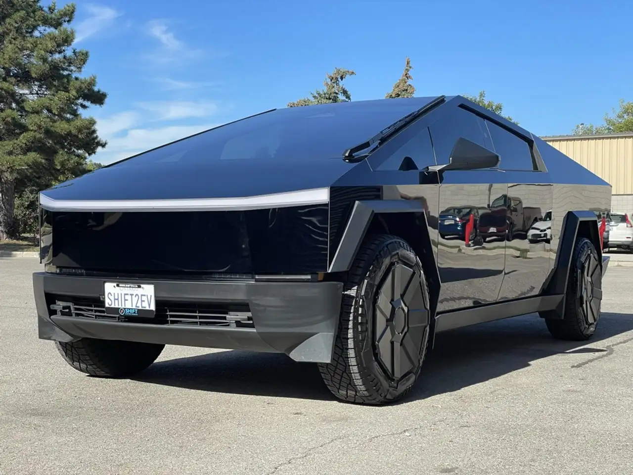 Tesla Cybertruck - Image 7