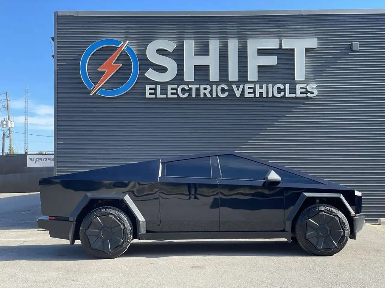 Tesla Cybertruck