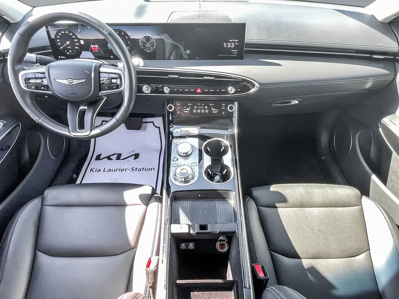 Genesis GV70 - Image 17
