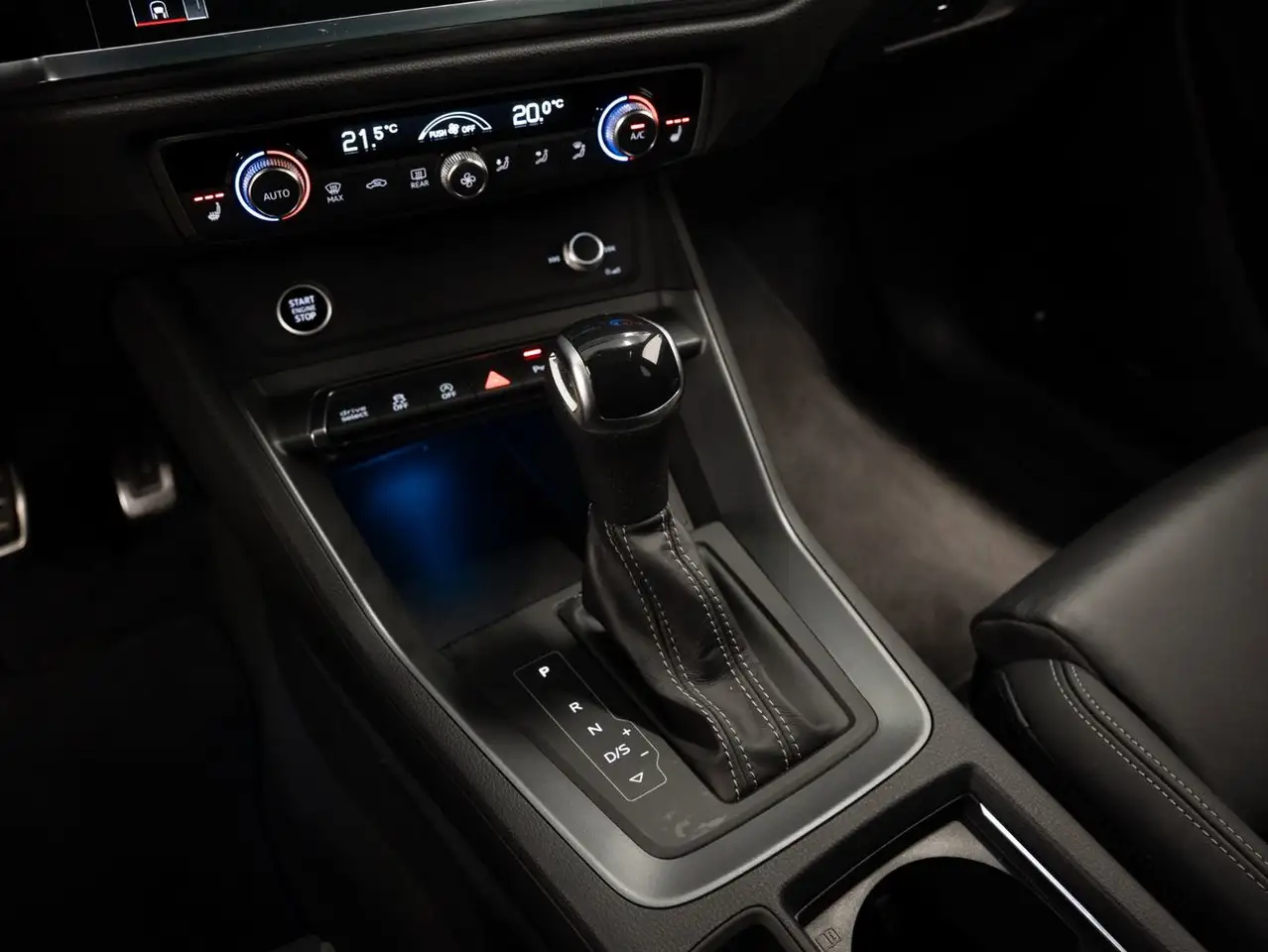 Audi Q3 - Image 21