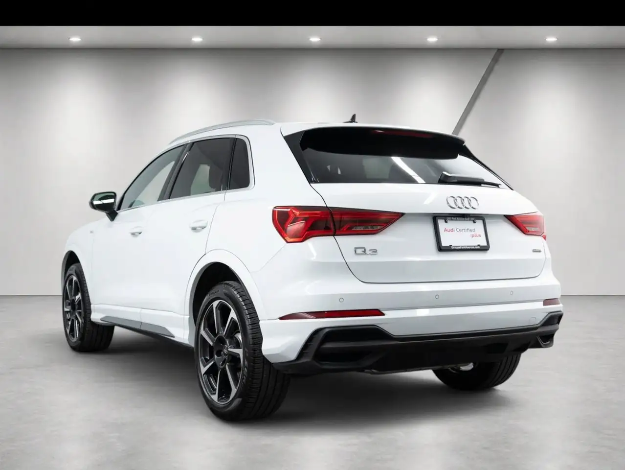 Audi Q3 - Image 5