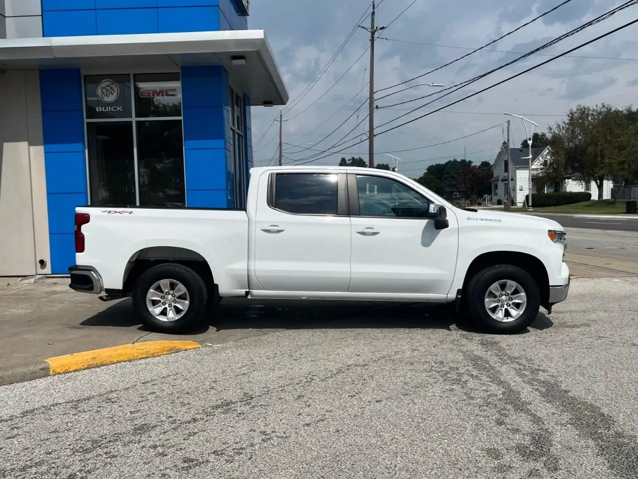 Chevrolet Silverado 1500 - Image 4