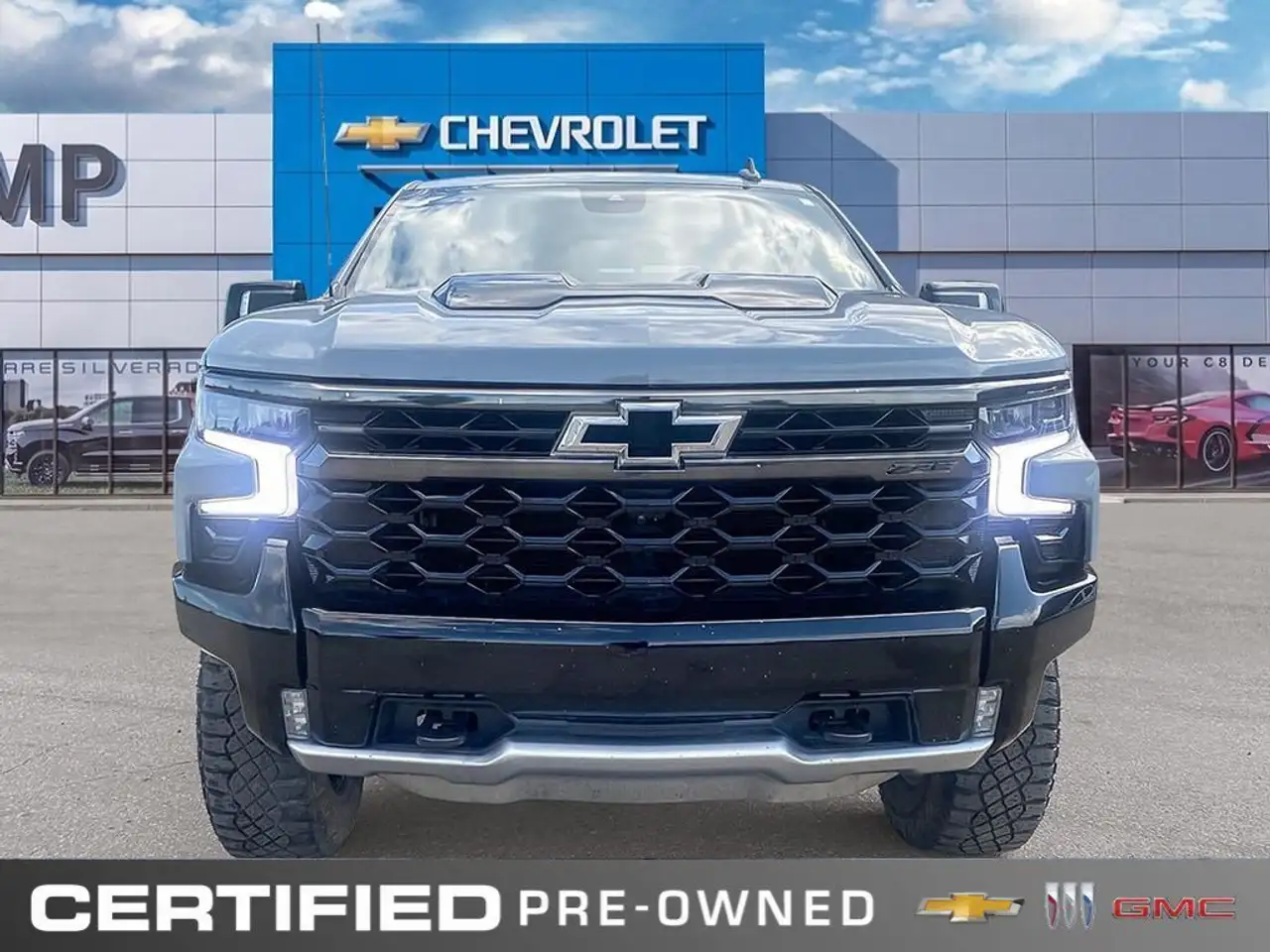 Chevrolet Silverado 1500 - Image 10