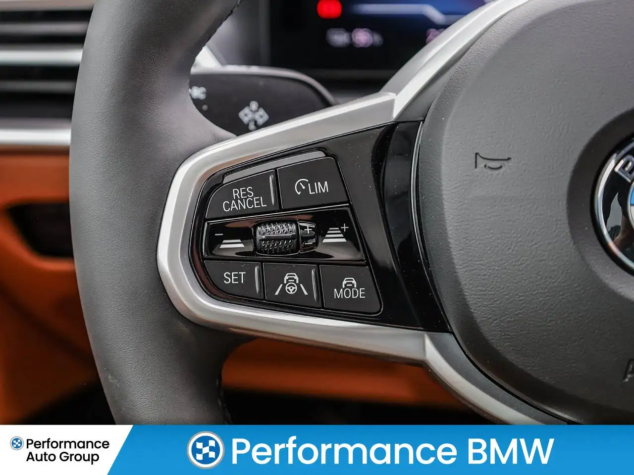 BMW i4 - Image 18