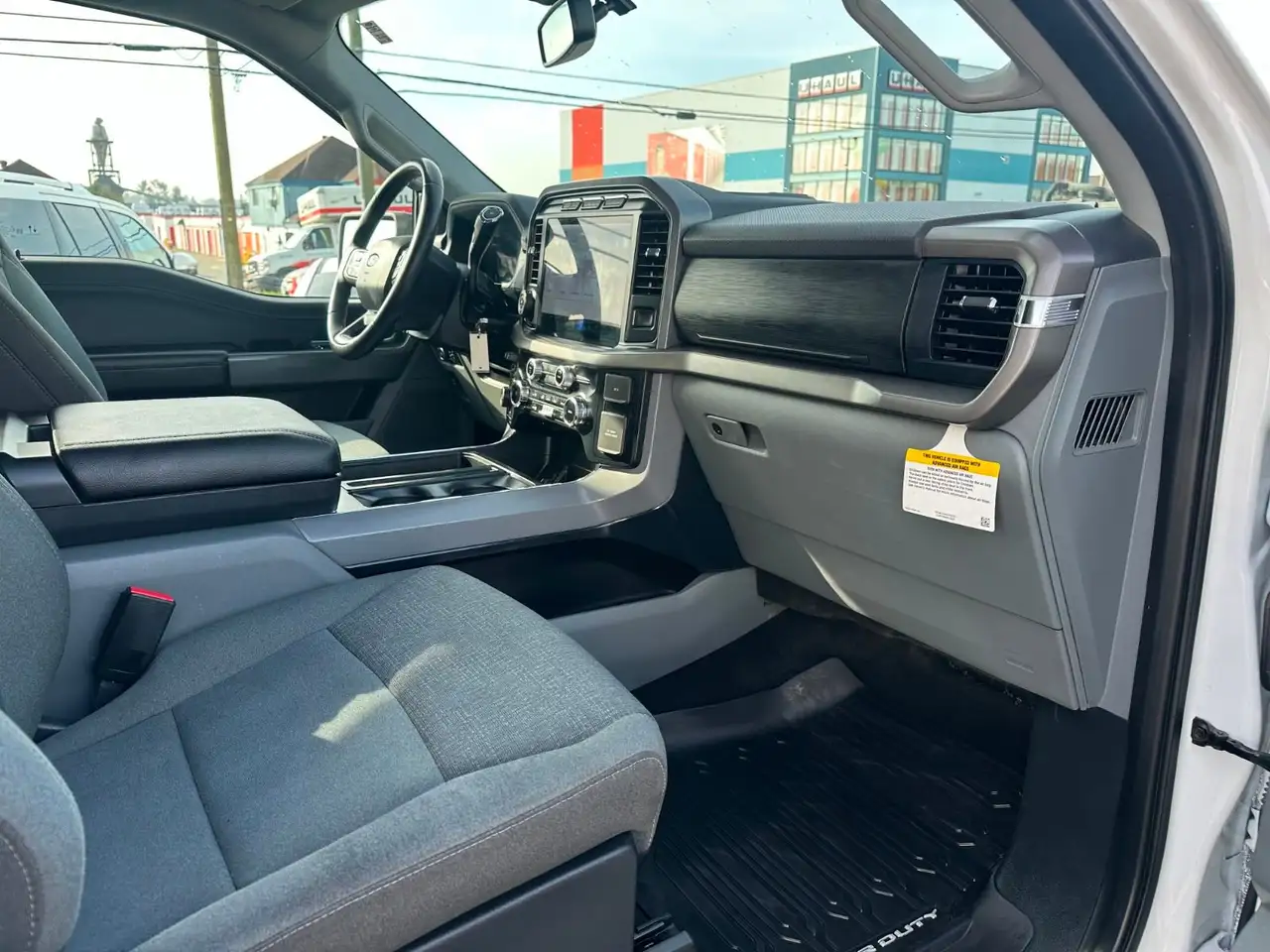 Ford F-150 - Image 12
