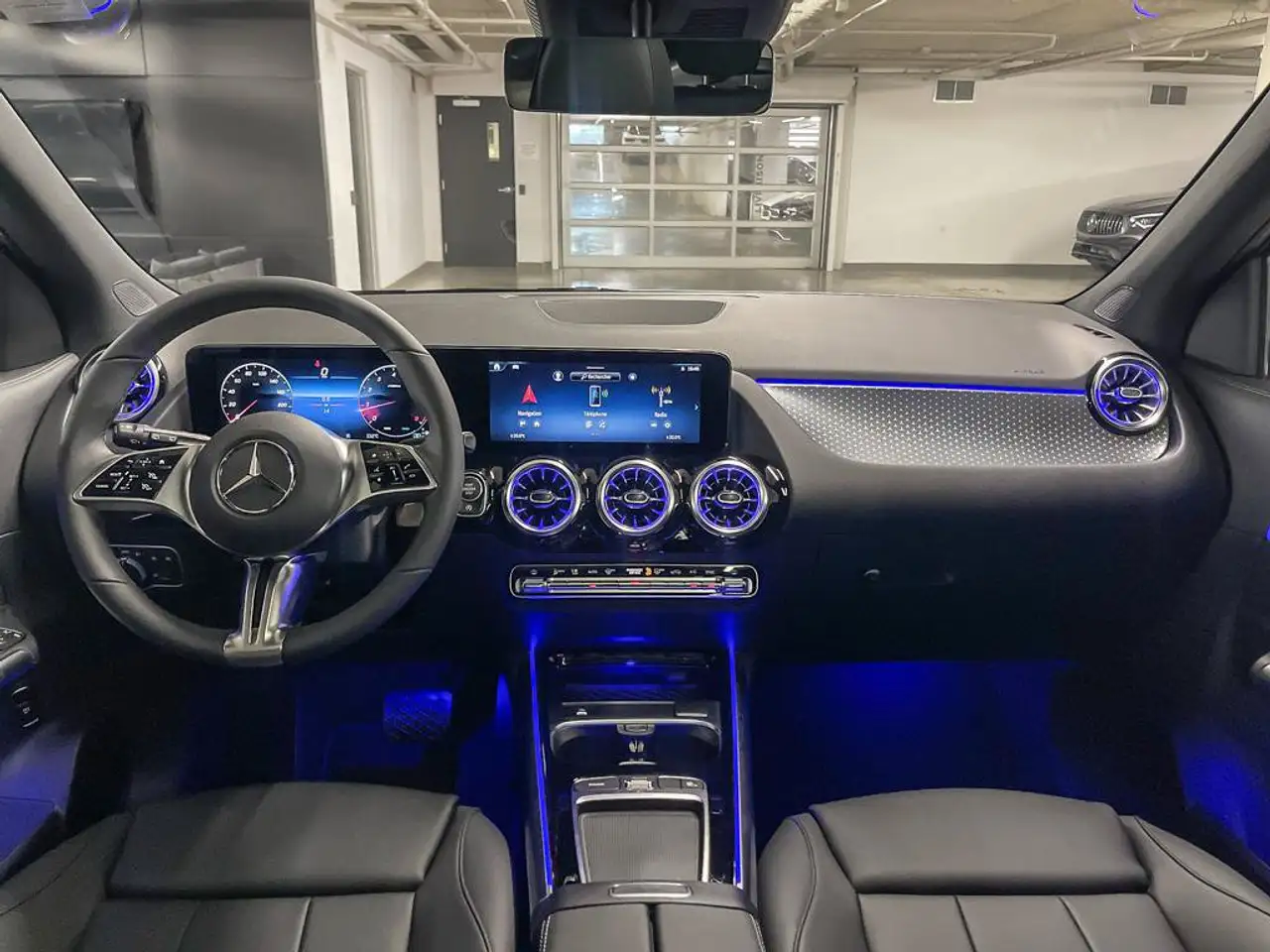 Mercedes-Benz GLA - Image 10