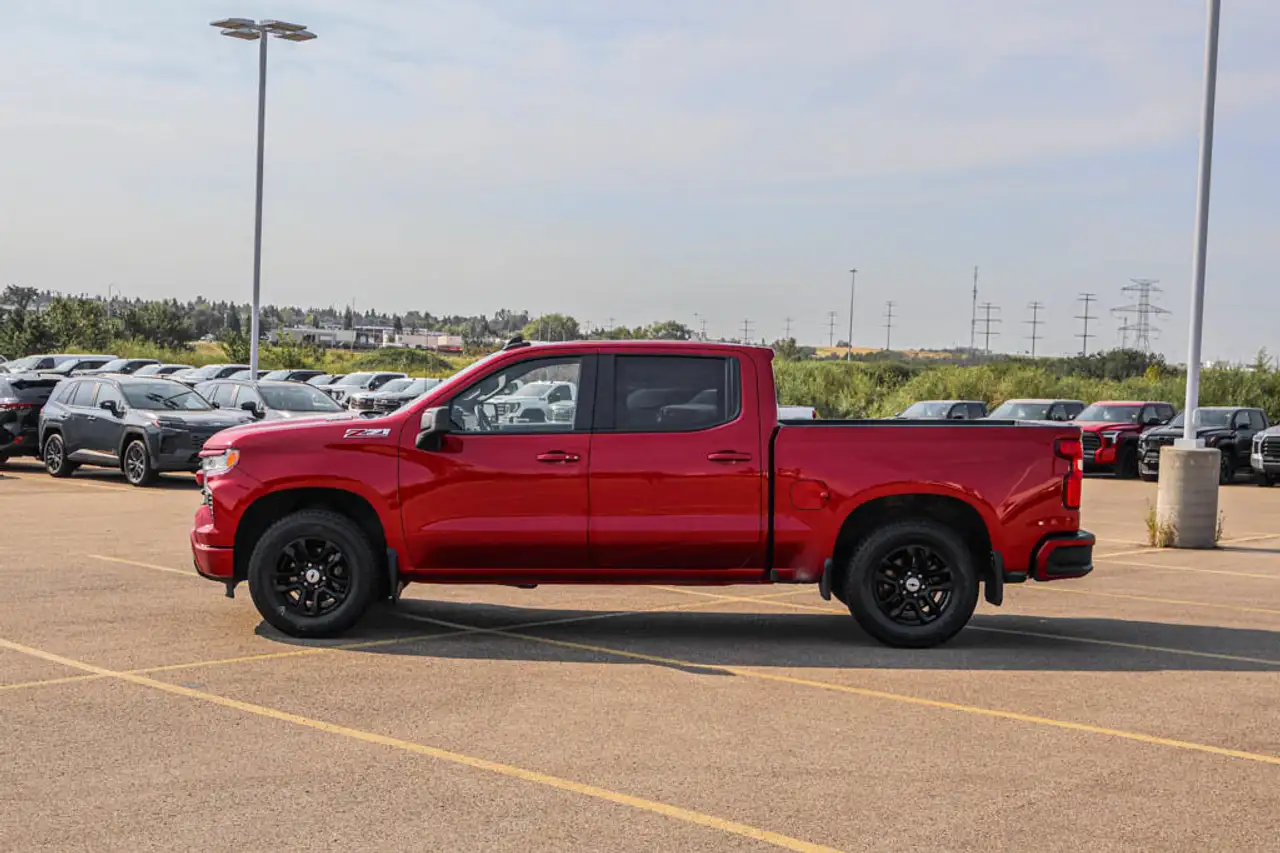 Chevrolet Silverado 1500 - Image 5